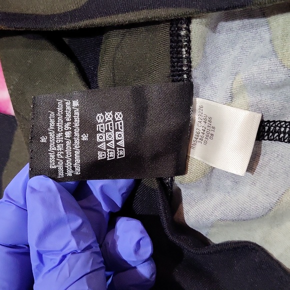 Victoria's Secret PINK Leggings - Picture 7 of 9